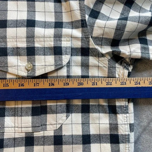 Filson Alaskan Guide Sz Medium Buffalo Check Flannel Shirt Cream Black Cotton